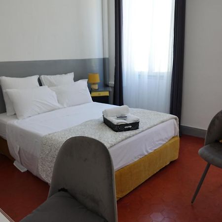 Quartier Des Createurs "La Plaine Cours Julien" Chambre Privee Dans Appartement Menage Frequent Des Parties Commune Marseille Kültér fotó