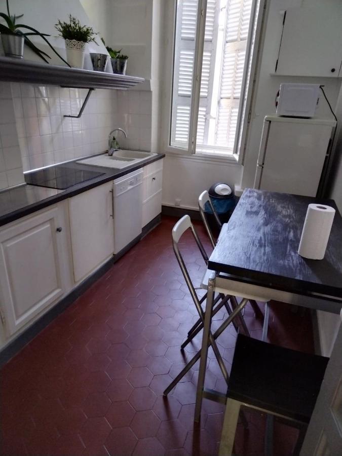 Quartier Des Createurs "La Plaine Cours Julien" Chambre Privee Dans Appartement Menage Frequent Des Parties Commune Marseille Kültér fotó