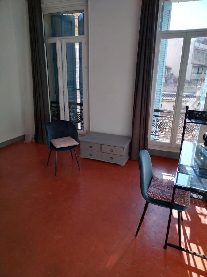 Quartier Des Createurs "La Plaine Cours Julien" Chambre Privee Dans Appartement Menage Frequent Des Parties Commune Marseille Kültér fotó