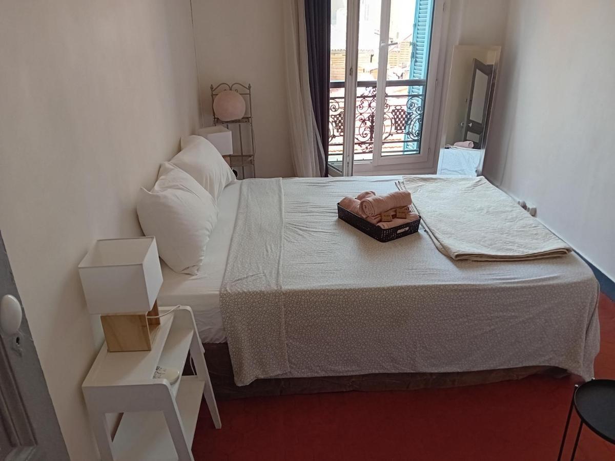 Quartier Des Createurs "La Plaine Cours Julien" Chambre Privee Dans Appartement Menage Frequent Des Parties Commune Marseille Kültér fotó